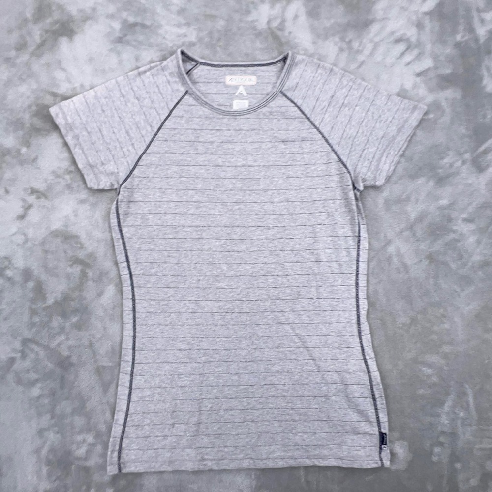 Antigua Womens Grey Striped Lurex Sparkle Raglan T-Shirt Size M Medium RN60999‎